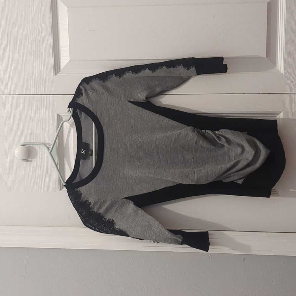 Genuine Y2K iZ Byer Lace Sleeved Shirt